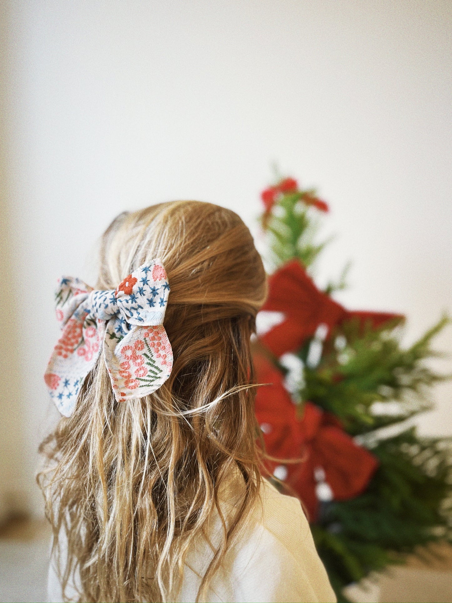 Christmas Blooms Bow